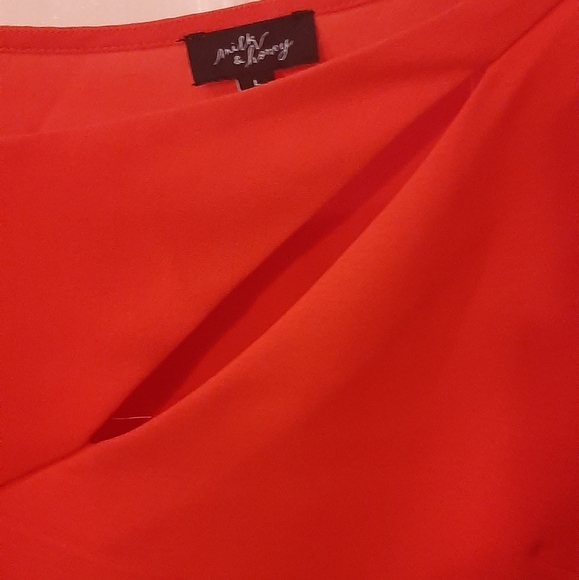 Dress top - Picture 3 of 4